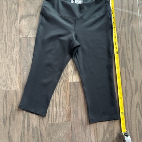 New balance Women's Activewear Pants - Picture 5 of 9